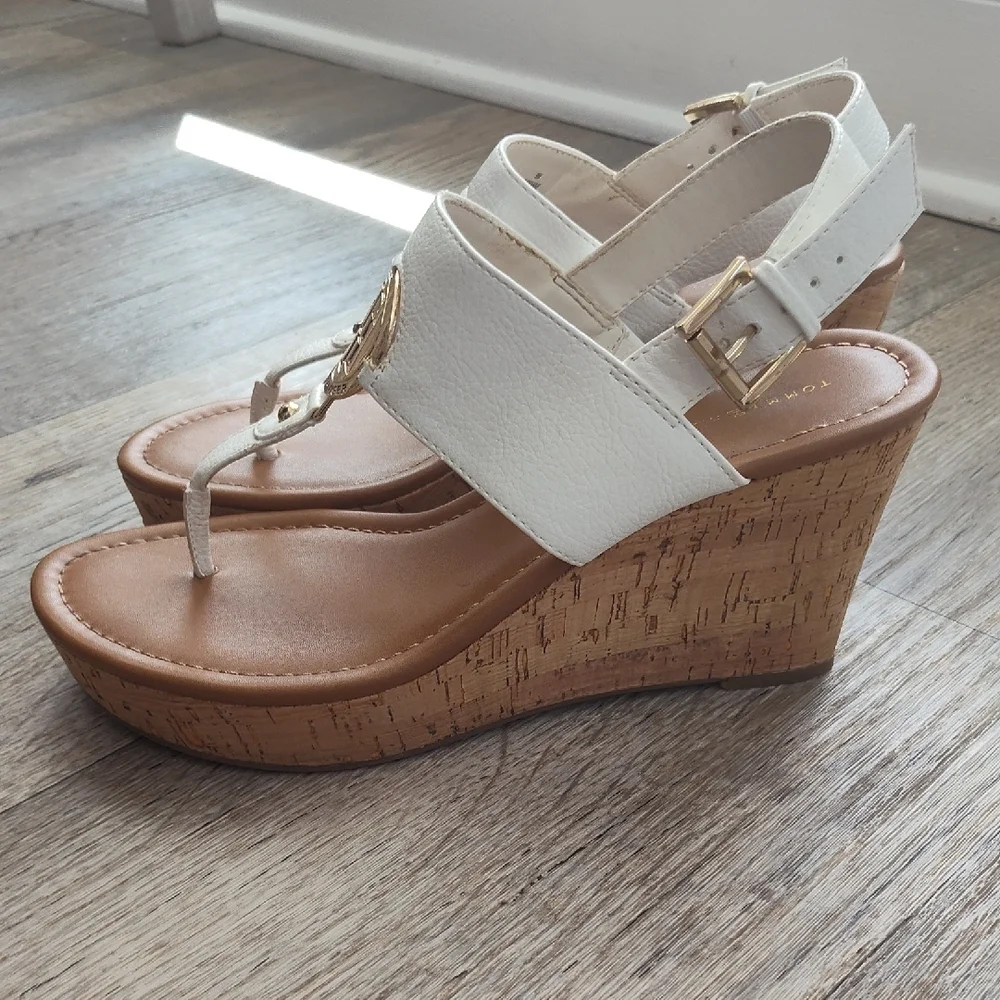 Tommy Hilfiger Women's White Wedge Sandals